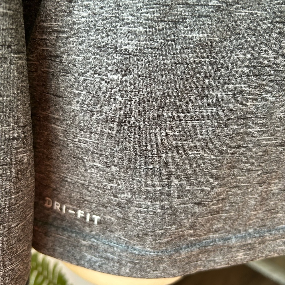 Nike dri-fit long sleeves size S men’s - Picture 7 of 9